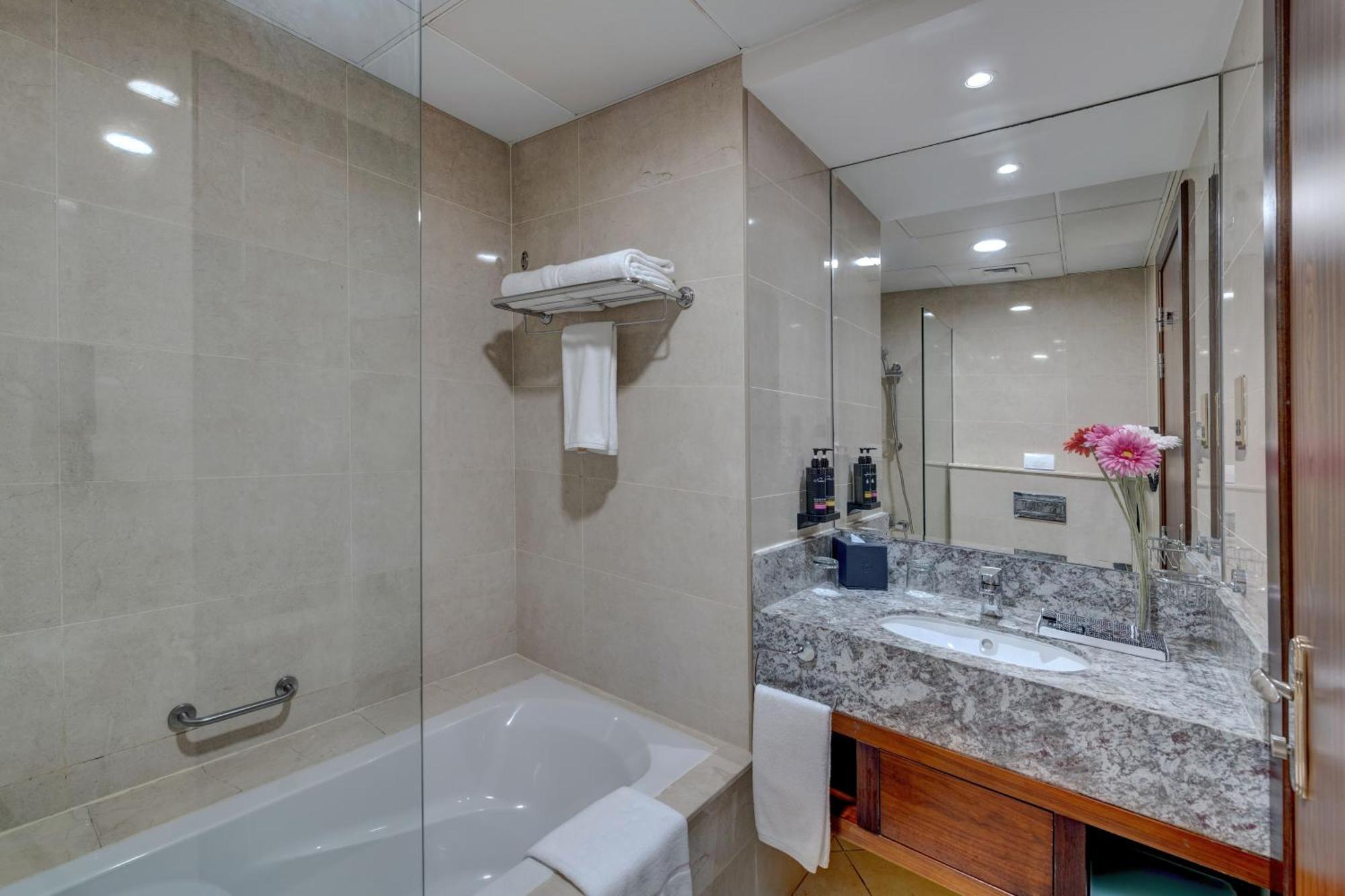 Suha Park Hotel Apartments, Waterfront Jaddaf Dubai Zimmer foto